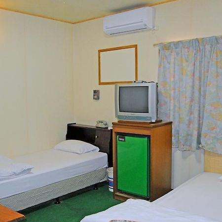 Yoshida Hotel Okinawa Exteriör bild